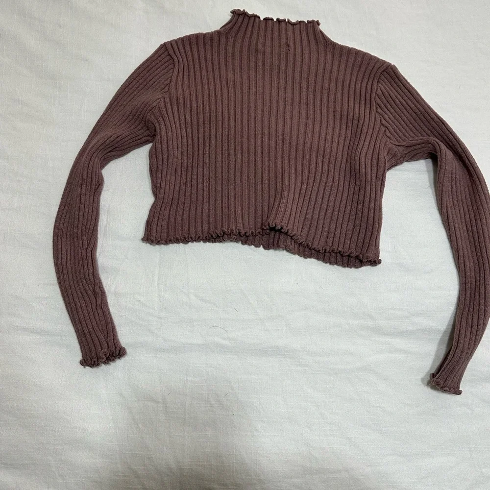 Sweater - Picture 2 of 3